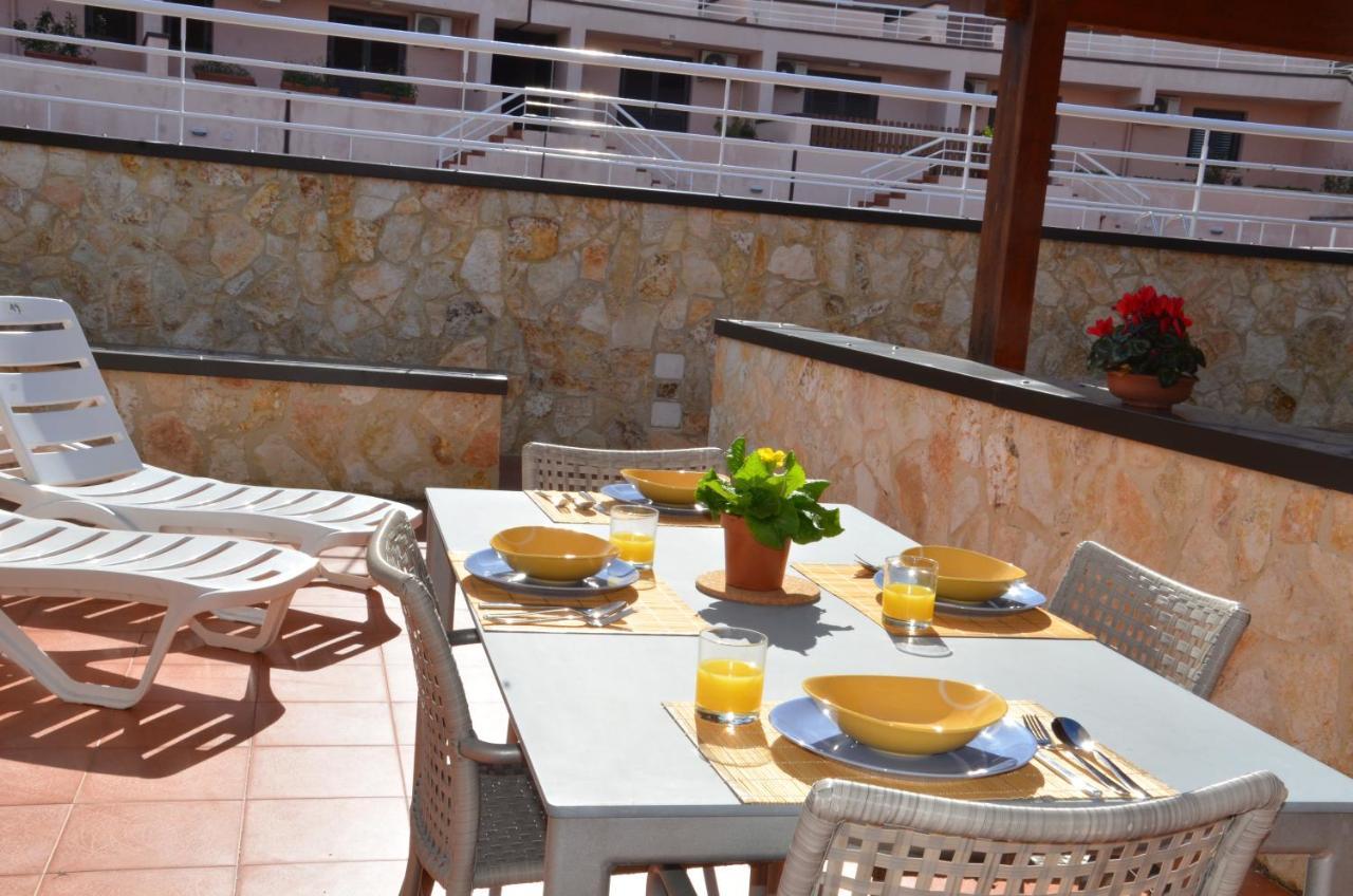 La Dimora Delle Begonie Apartman Cefalù Kültér fotó