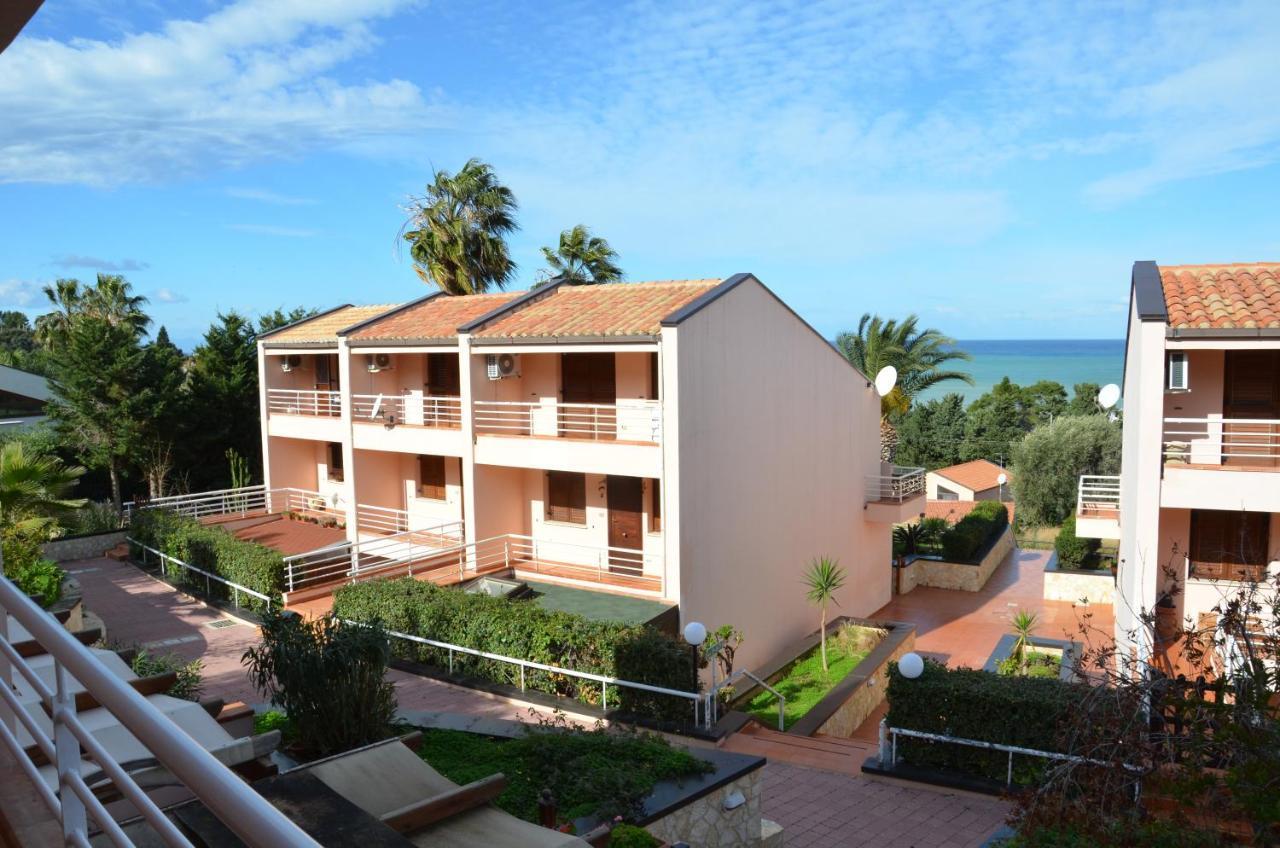 La Dimora Delle Begonie Apartman Cefalù Kültér fotó